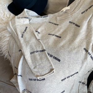 100% cute cashmere sweater with inside out details